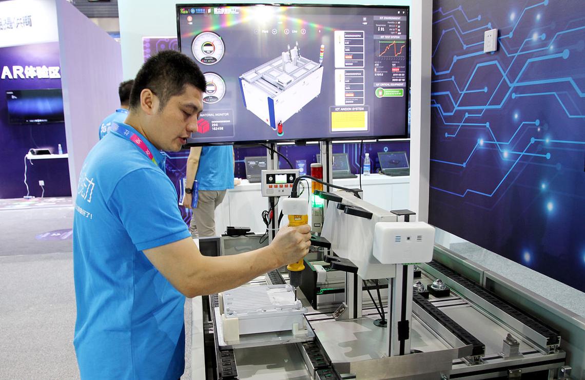 從代工廠到創(chuàng)新中心 中國(guó)制造如何贏得全球先機(jī)
